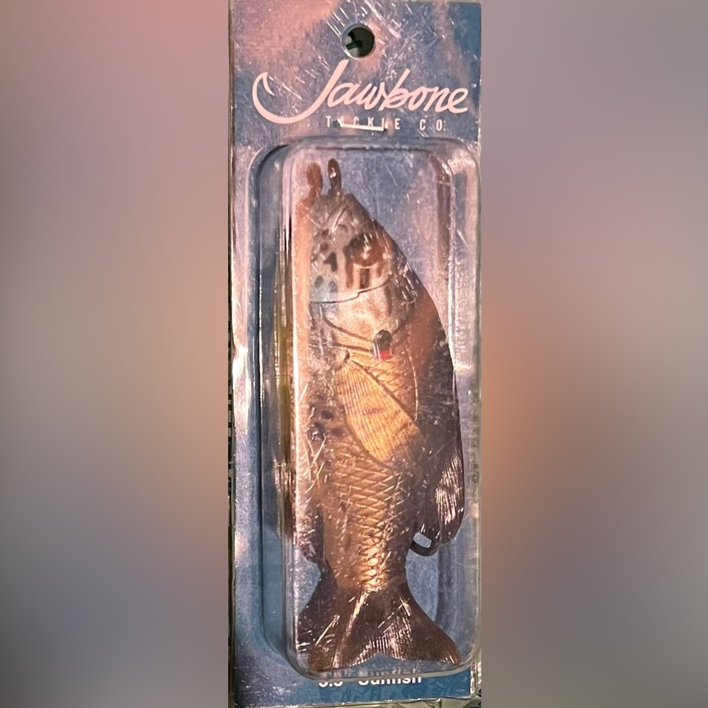 Lifelike fishing lure,new without tags